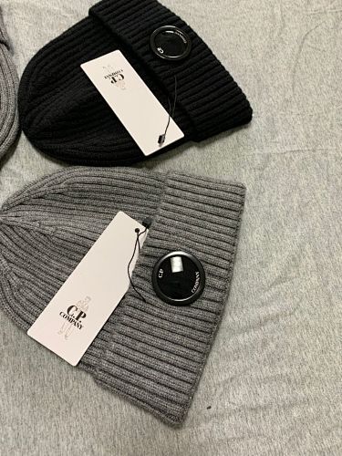 Ribbed Beanie with Lens Detail