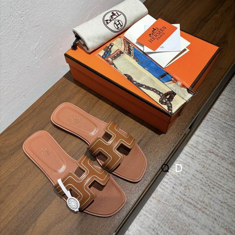 Leather Flat Sandals