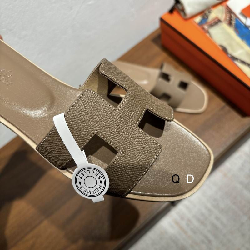 Leather Flat Sandals