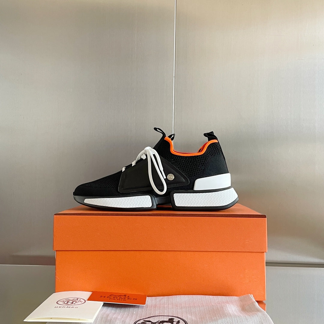 Men’s Flyknit Sock Sneakers